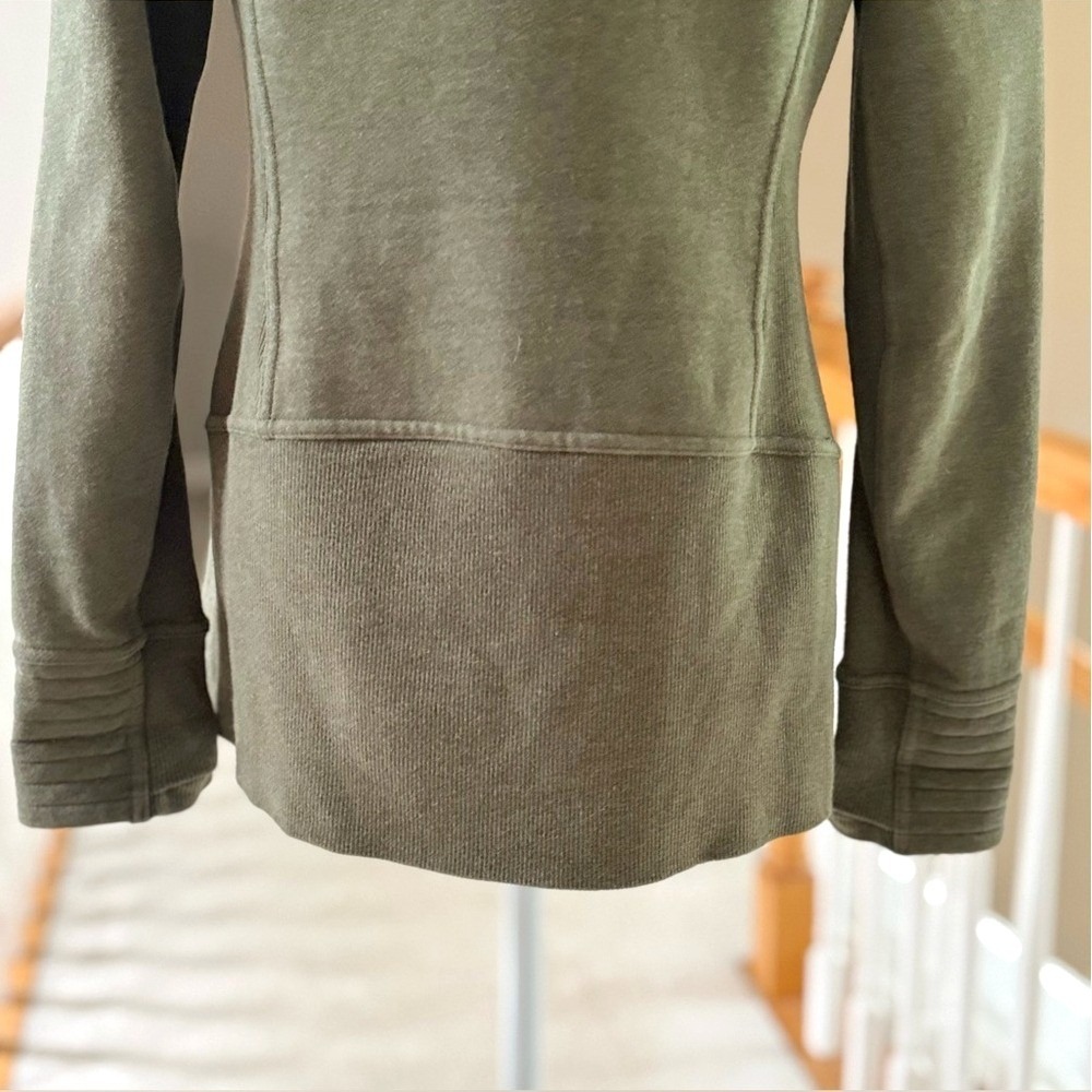 Lululemon Radiant Jacket II Heathered Fatigue Green Zip-Front Women's Jacket 10 - Picture 9 of 15